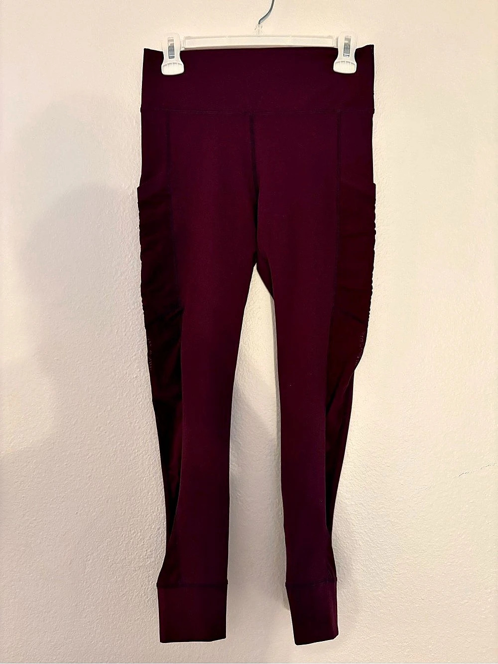 Fabletics Burgundy High Waisted Ruched Mesh Pocket Leggings Size S